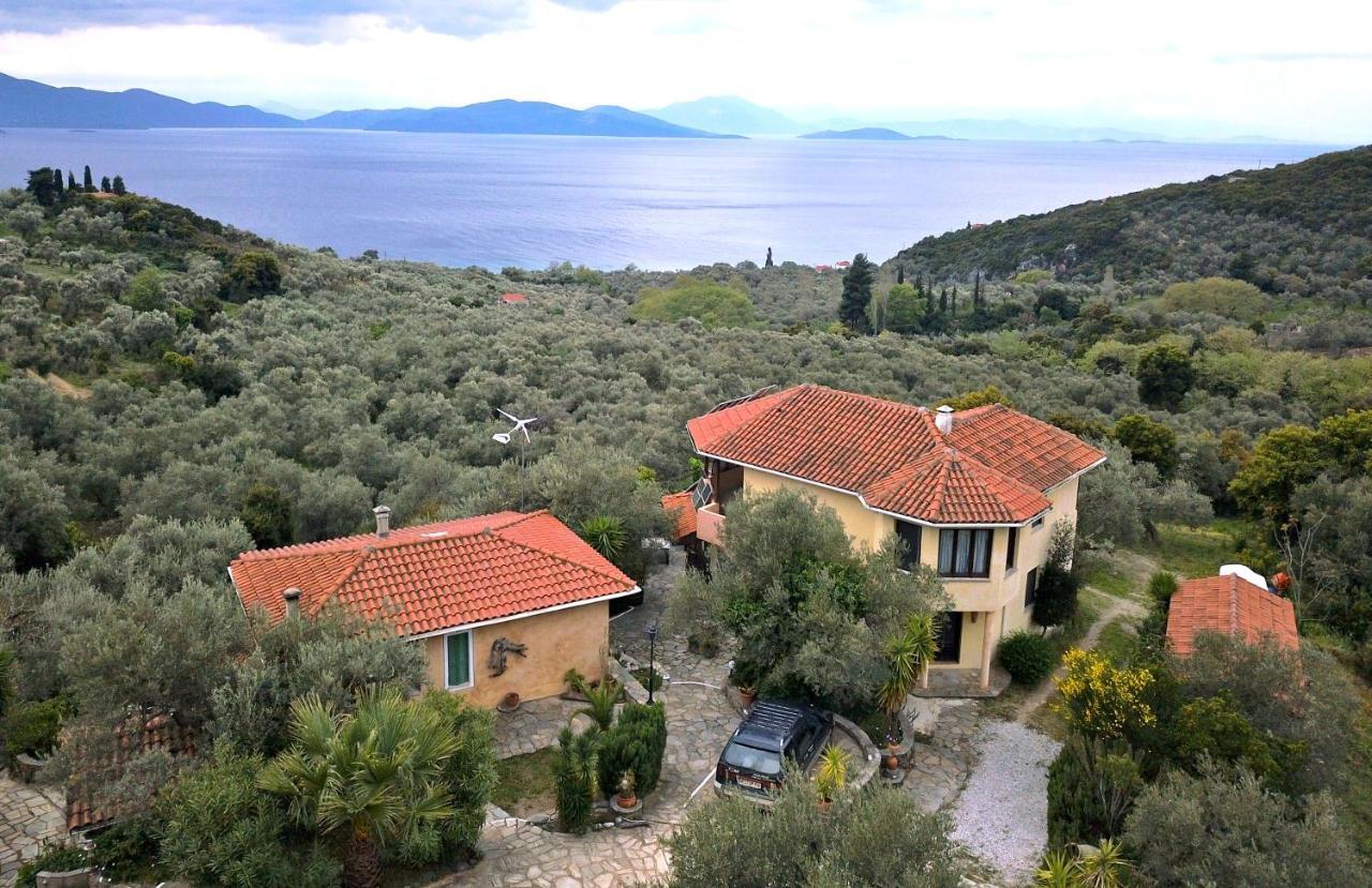 The Place By The Sun Milina Exterior foto