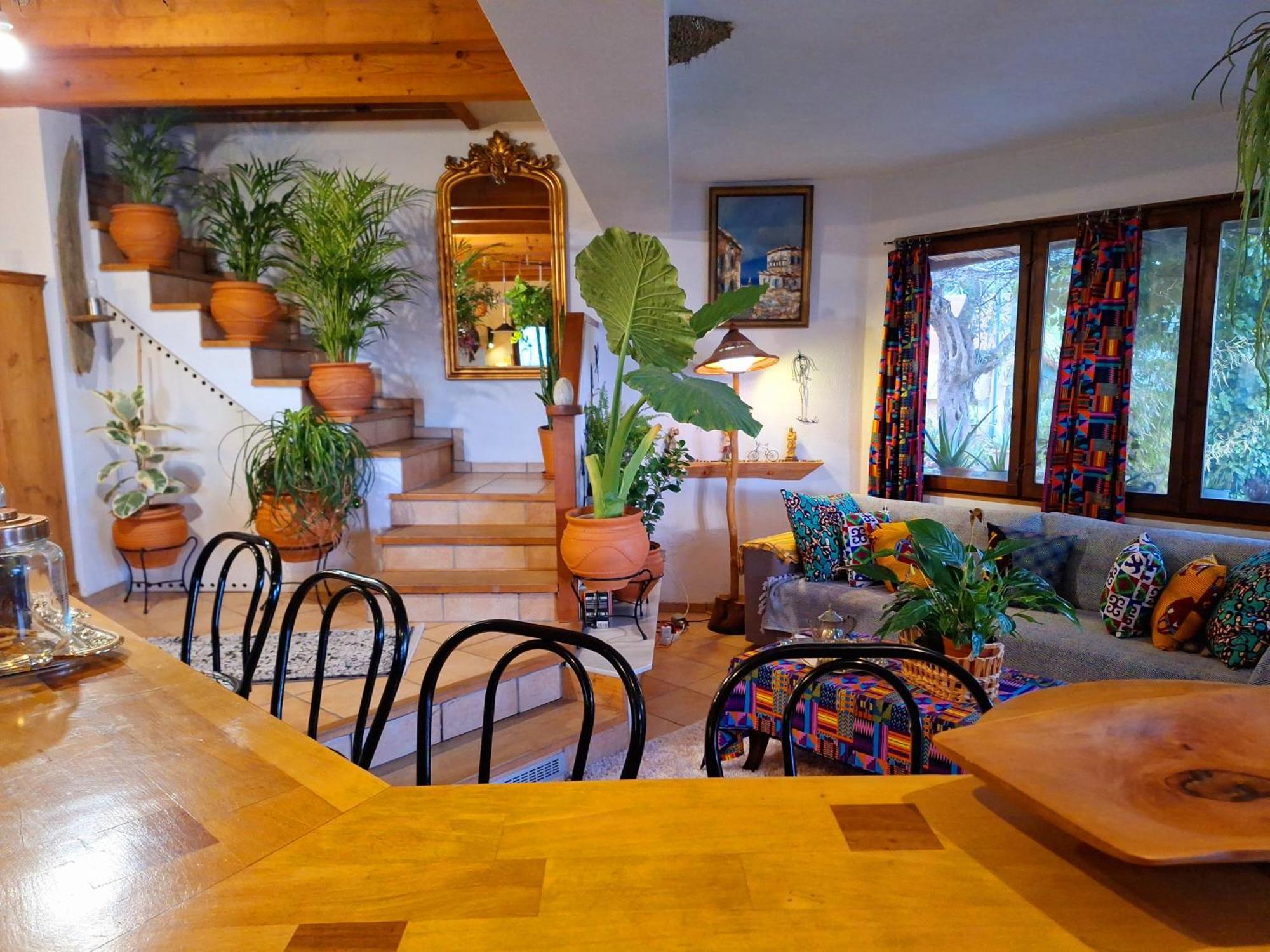 The Place By The Sun Milina Exterior foto